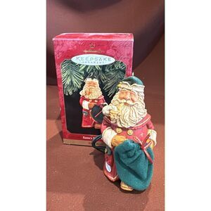 Santa's Secret Gift Hallmark Magic Ornament 1997 Music Vintage Works
